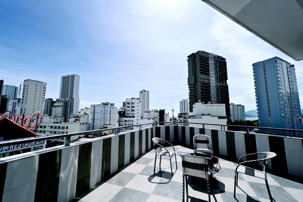 Ten Dollars Hotel Nha Trang Exterior photo